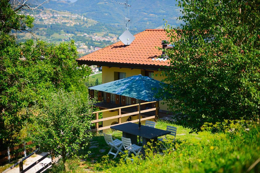 Bed And Breakfast Montino Cene Exteriör bild